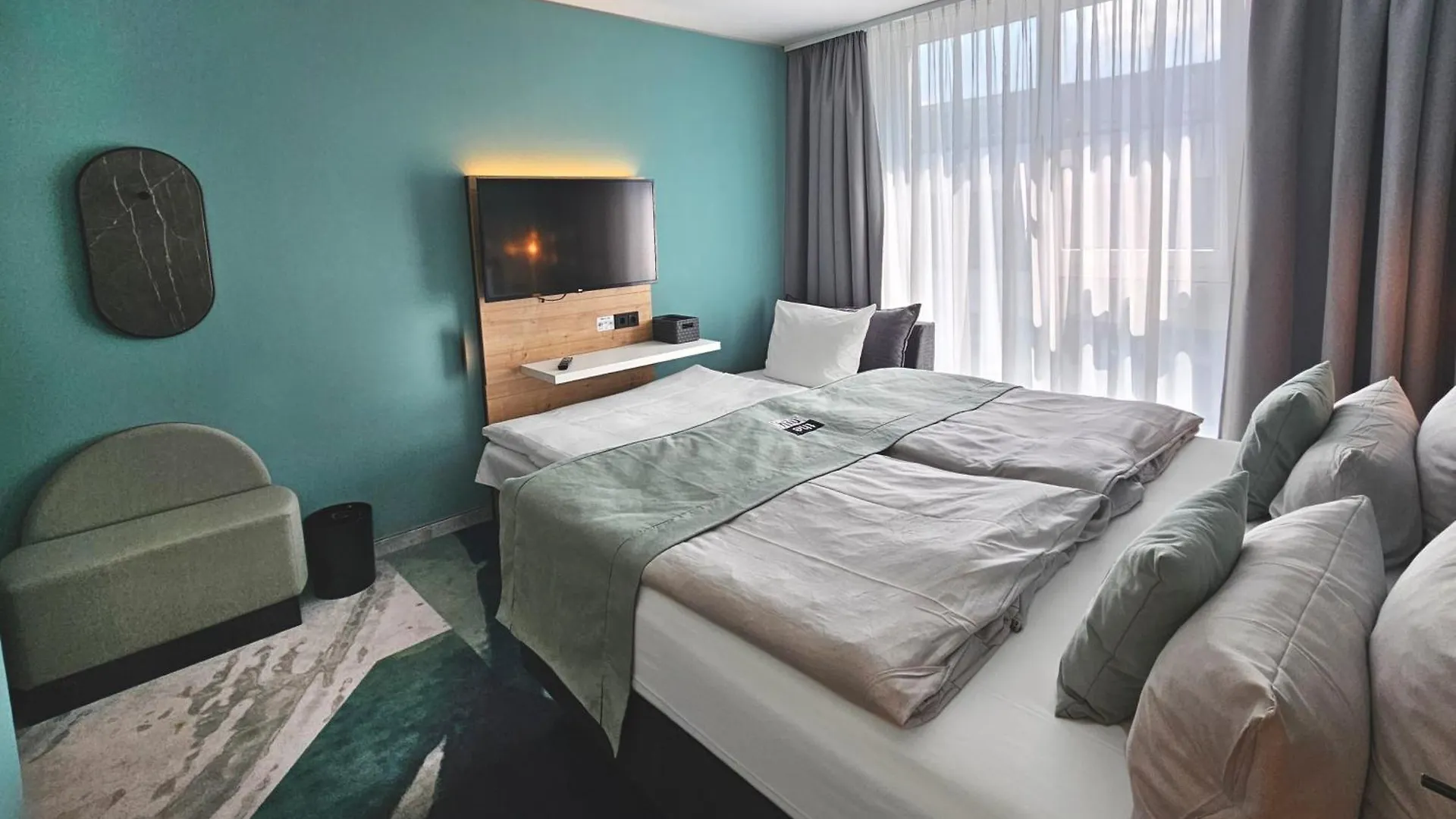 Holiday Inn - The Niu, Cure Erlangen By Ihg Alemania